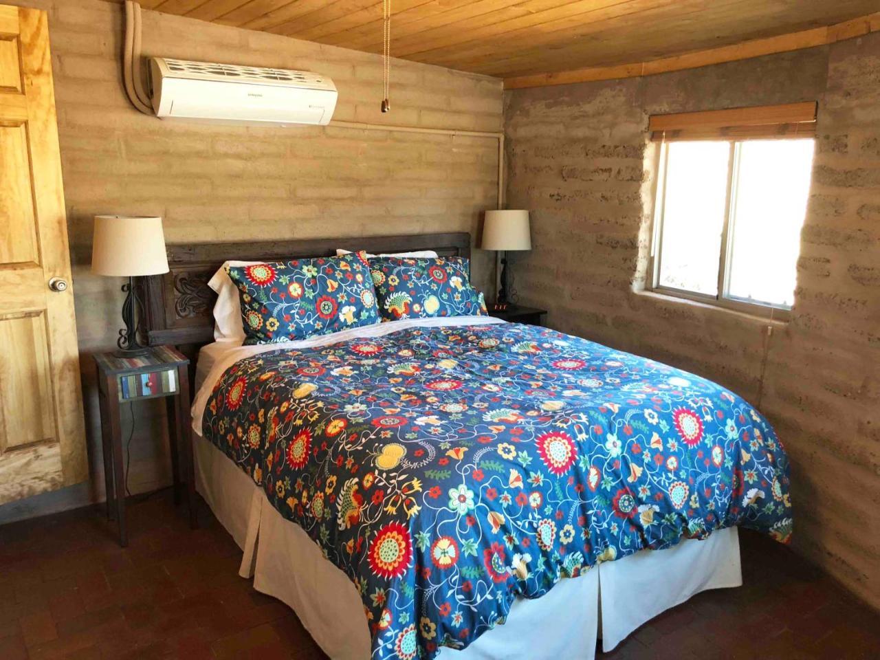 אוורה Casa Tierra Adobe Bed & Breakfast מראה חיצוני תמונה